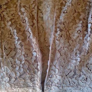 Half lined dress, long sleeve, zipper in the back